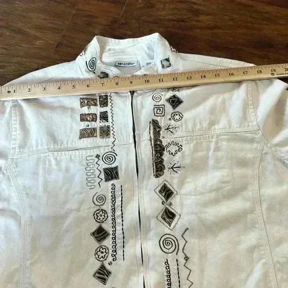 Units Zippered Embroidered Jacket - Picture 8 of 10